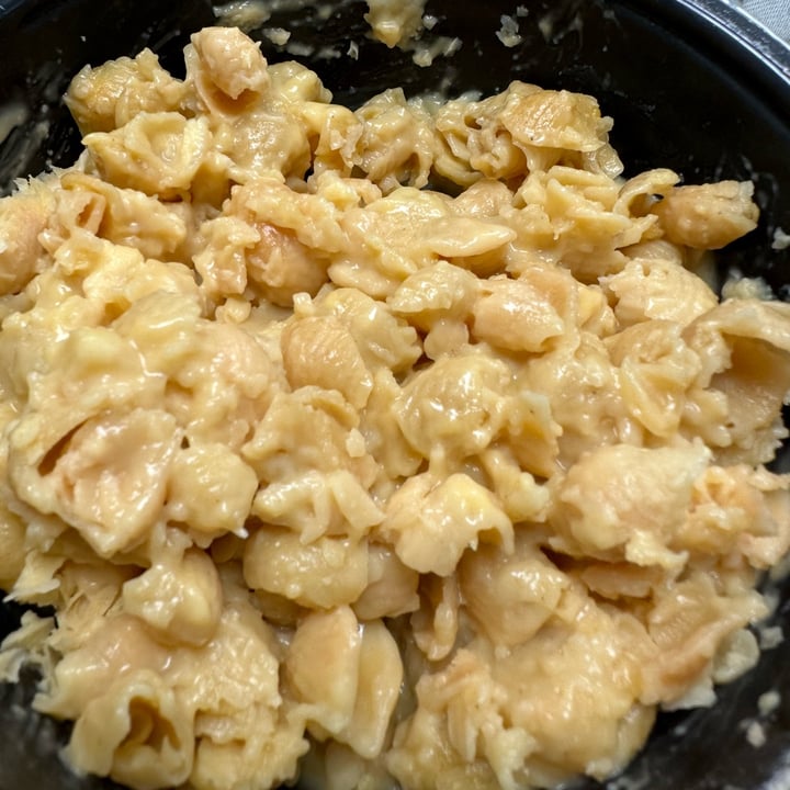 photo of Clo Clo Delectably Vegan Mac and cheez shared by @autvvmn on  21 Mar 2023 - review