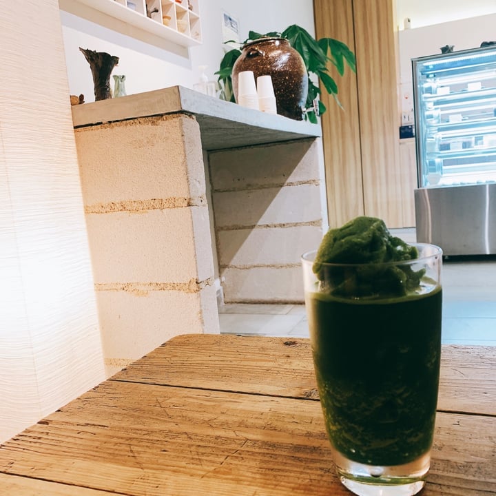 photo of Hvala CHIJMES Iced Matcha Latte shared by @meixin2603 on  03 May 2023 - review