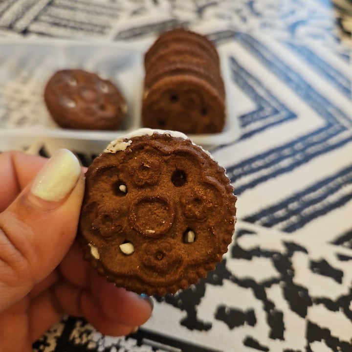 photo of Un Rincón Vegano galletitas limon y chocolate shared by @lachula on  16 Aug 2023 - review
