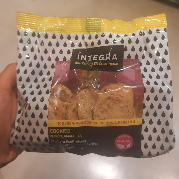 photo of Integra cookies limon y amapola shared by @marleneriolo on  12 Jan 2023 - review