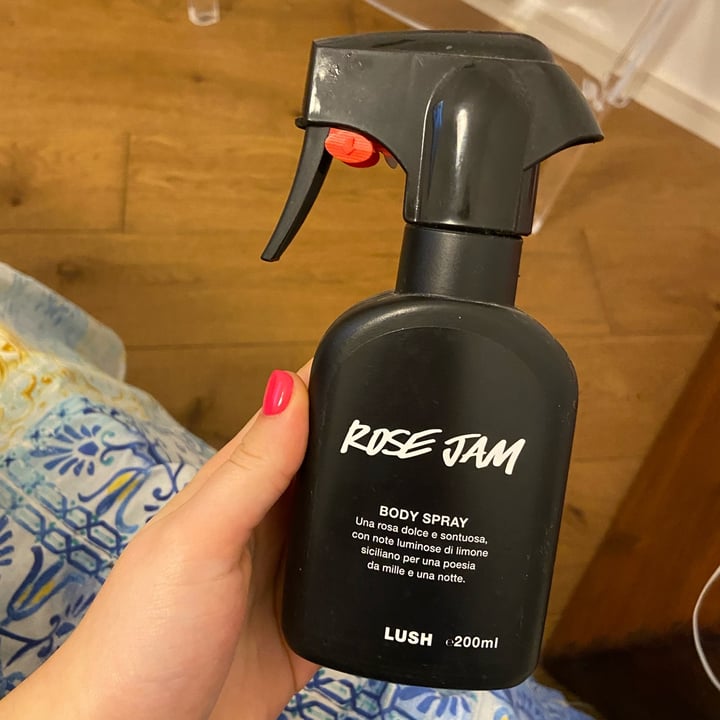 photo of LUSH Fresh Handmade Cosmetics body spray rose jam shared by @fofu on  24 Feb 2023 - review