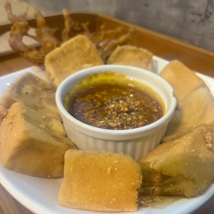 photo of Minf Houze Vegan Cafe Fried Enoki Satay Tofu shared by @shanicetan on  08 Jan 2023 - review