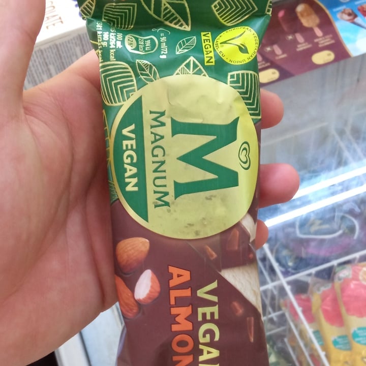 photo of Magnum Vegano De Amêndoas shared by @matiasscorza on  16 Jun 2023 - review