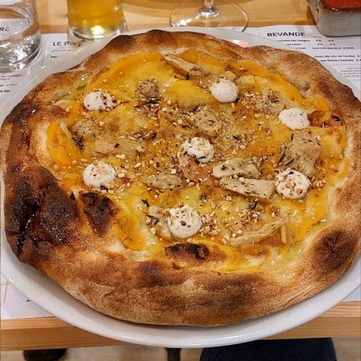 photo of Pit'sa Pizza Un porcino fuori di zucca shared by @posataverde on  03 Jan 2023 - review