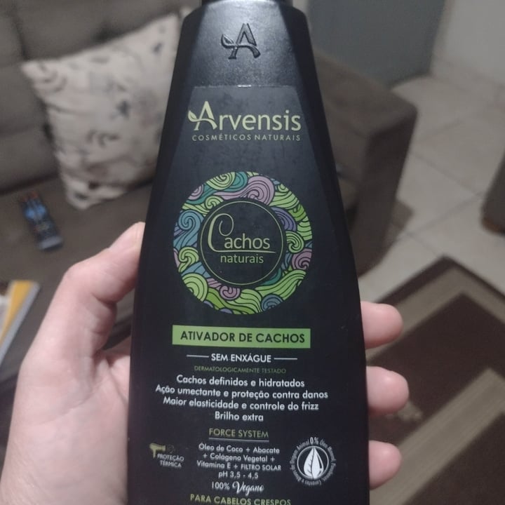 photo of Arvensis Ativador de Cachos sem enxague Para Cabelos Crespos e Crespíssimos shared by @arruviviane on  12 Jul 2023 - review