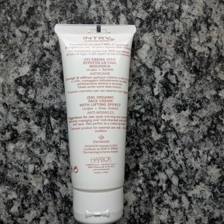 photo of Intra Natural Crema viso Effetto Lifting shared by @sandrisandrina on  23 Apr 2023 - review