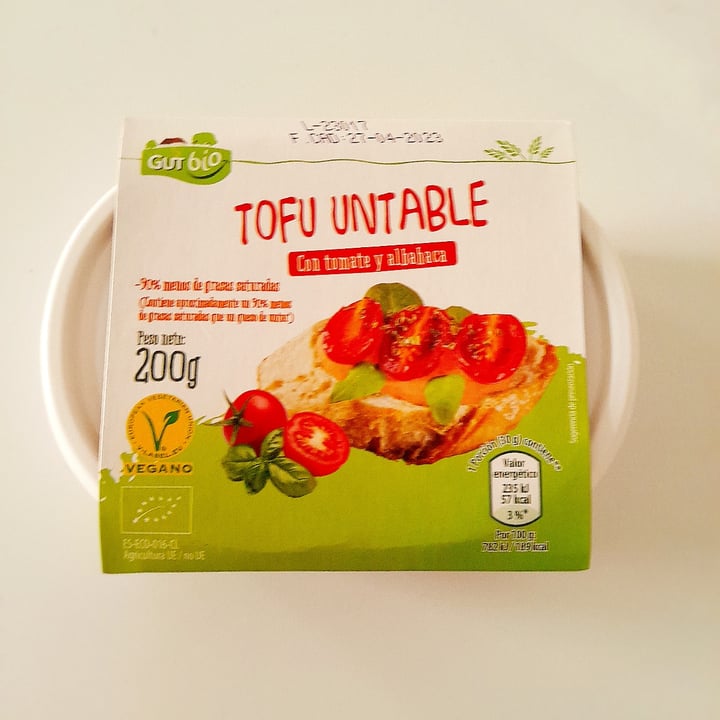 photo of GutBio Tofu Untable con Tomate y Albahaca shared by @danielgl on  27 Feb 2023 - review