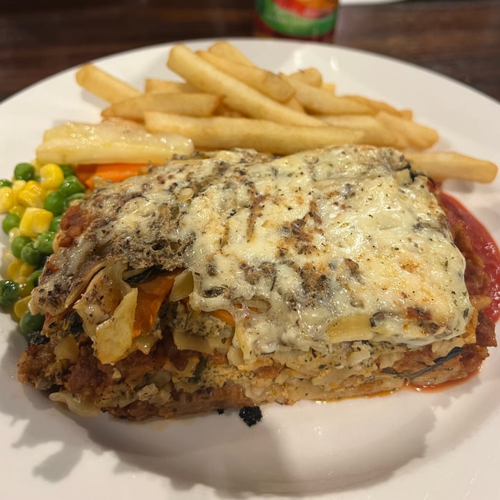 photo of Austral Hotel Spinach Sweet Potato Lasagne shared by @jess-m-wright on  12 Jul 2023 - review