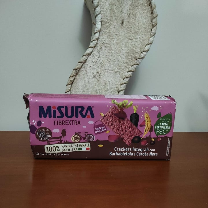 photo of Misura Cracker Integrali Con Barbabietola E Carota Nera shared by @lajanara on  06 Mar 2023 - review