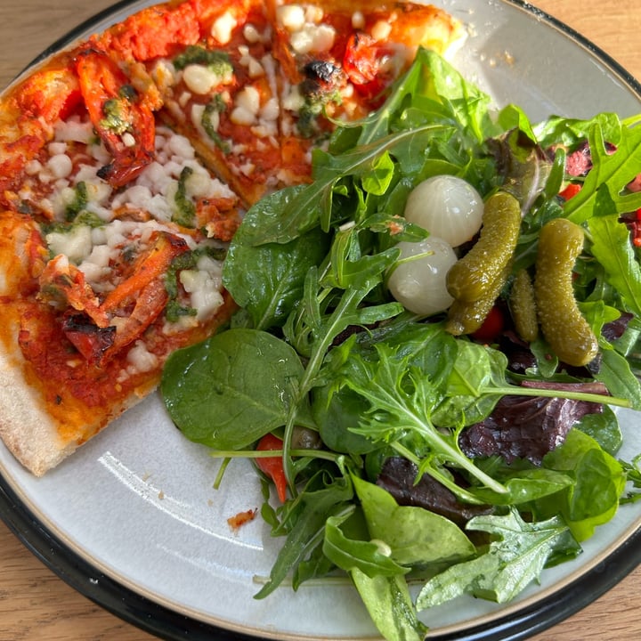 photo of The White Rabbit The Vegan Margherita shared by @veganarian-yogi on  25 Apr 2023 - review