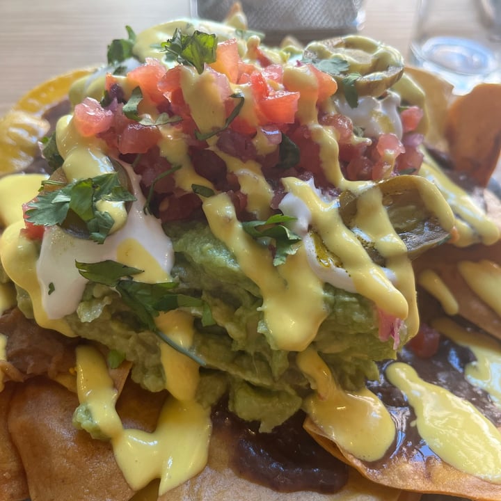 photo of Frutas Prohibidas Nachos shared by @lauraynico on  03 Jun 2023 - review