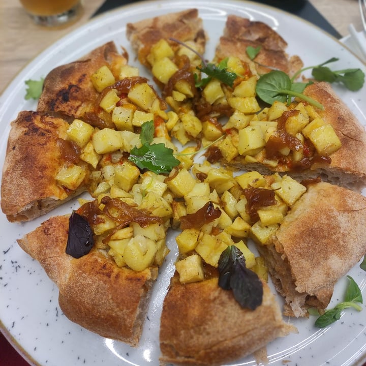 photo of Pizzeria i Vesuviani 🌋 Ortolana veg shared by @chiaraveg30 on  31 Mar 2023 - review