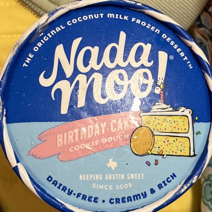 photo of NadaMoo! Birthday Cake Cookie Dough shared by @allcowsfeelpaingoveg on  14 Jan 2023 - review