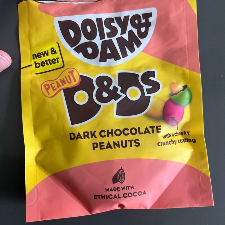 photo of Doisy & Dam Dark chocolate peanuts shared by @brainstorming7 on  04 May 2023 - review