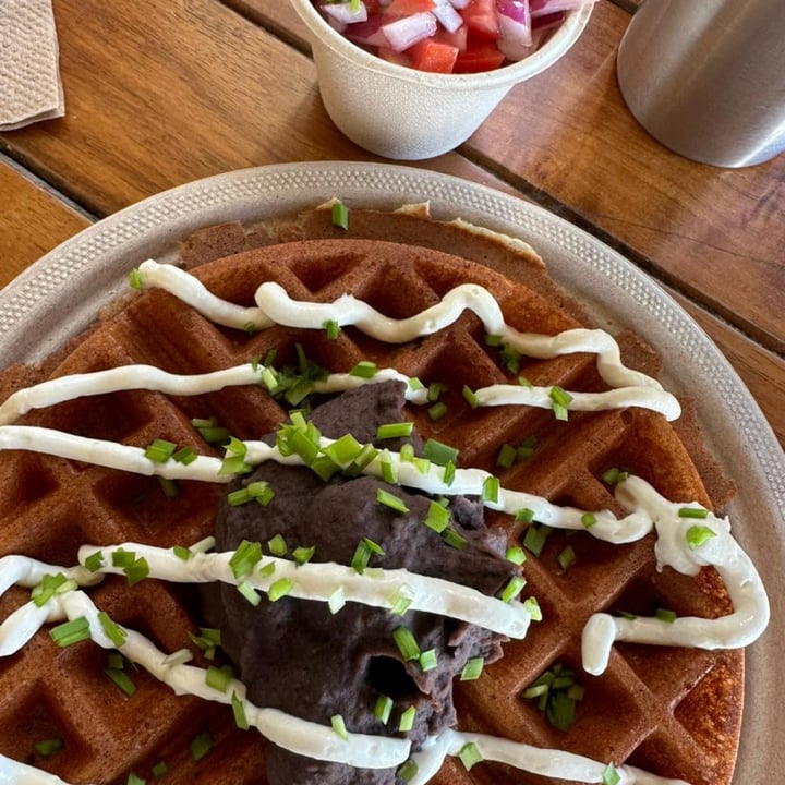 photo of Mango y Chile waffle mollete shared by @pilina on  30 Jan 2023 - review