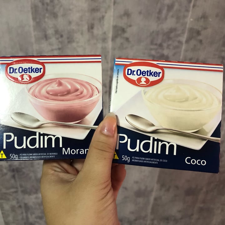 photo of Dr. Oetker pudim de coco e morango shared by @tataa on  10 Feb 2023 - review