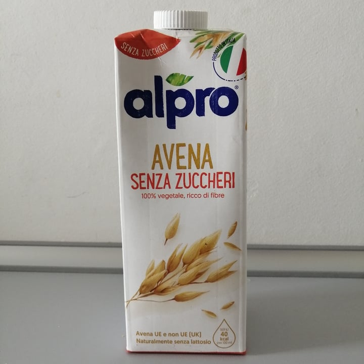 photo of Alpro Latte di avena senza zuccheri shared by @patheimathos on  01 May 2023 - review