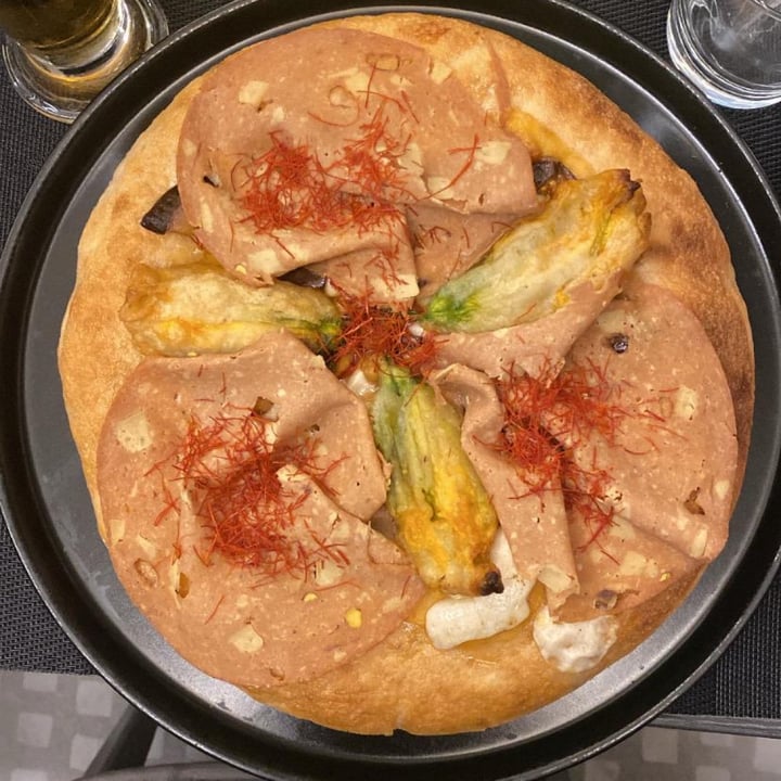 photo of Pizzeria "I Partenopei" Brescia rugiada Veg shared by @sofiacoruzzi on  16 Dec 2022 - review