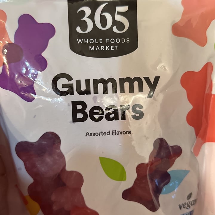 photo of 365 gummy bears shared by @sedrew1 on  19 May 2023 - review