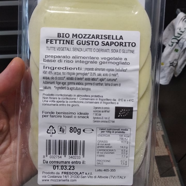 photo of Mozzarisella Le fettine gusto saporito shared by @sillu207 on  20 Jan 2023 - review