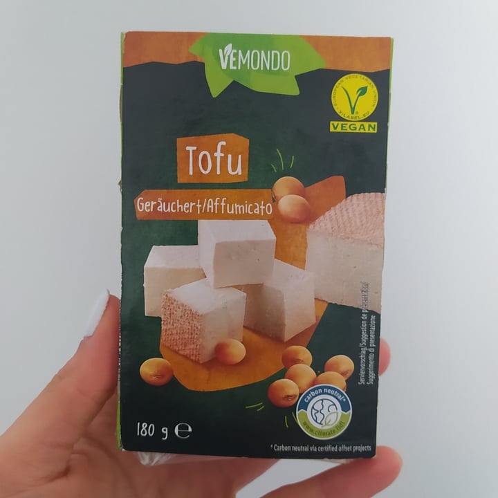 photo of Vemondo Tofu affumicato shared by @clotildes on  25 Jan 2023 - review
