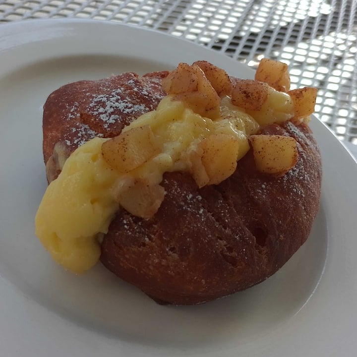 Circle of Life Doughnut Co Hobart, Australia Vegan Apple Pie Donut