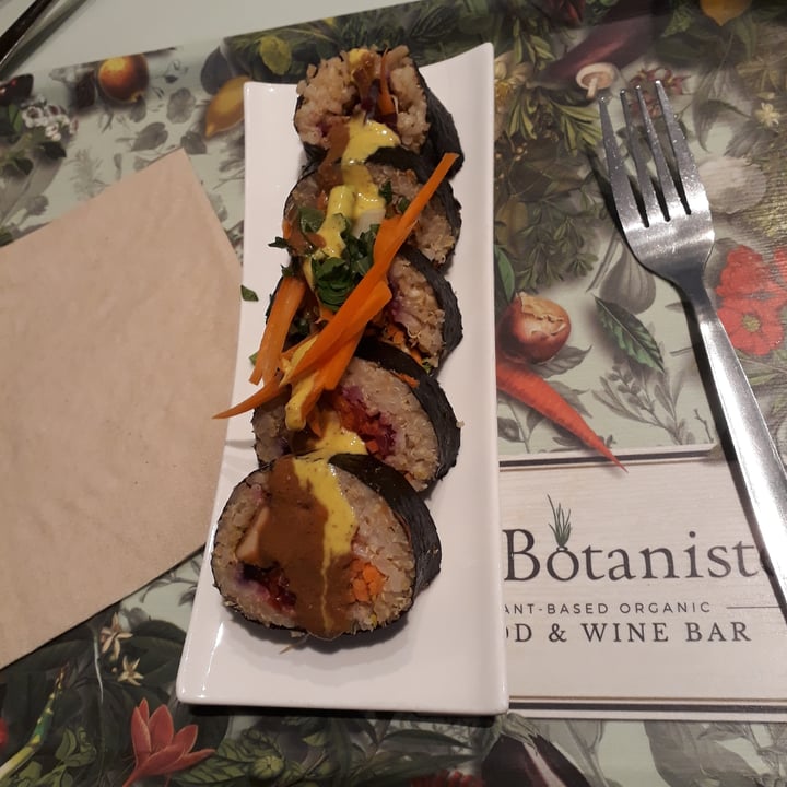 photo of Le Botaniste Veggie Sushi Roll shared by @giovannieugenio on  21 Apr 2023 - review