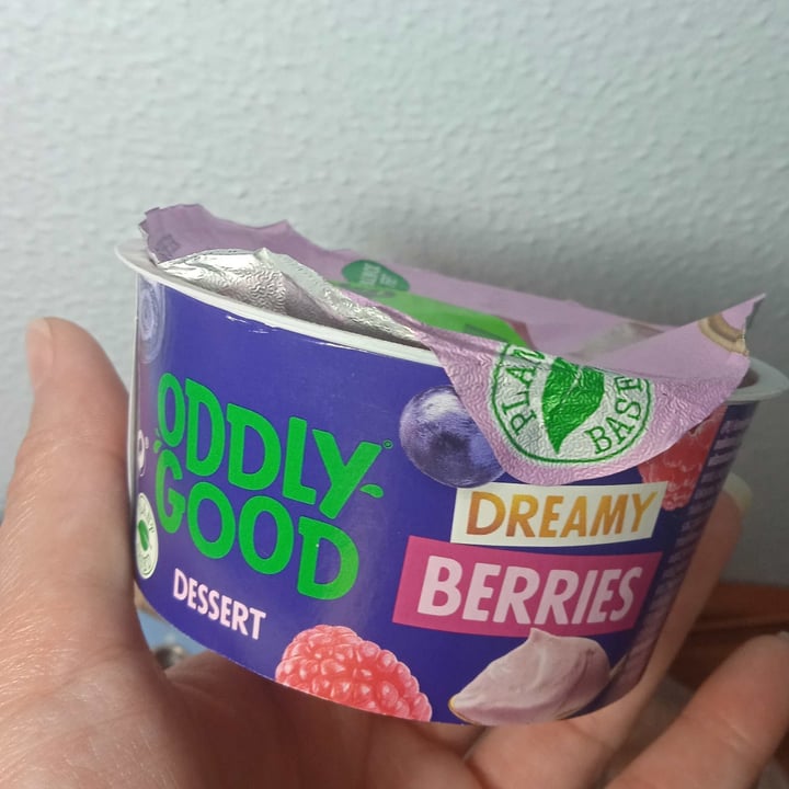photo of ODDLY GOOD Dreamy Berries shared by @dejalacorrer on  08 Jun 2023 - review