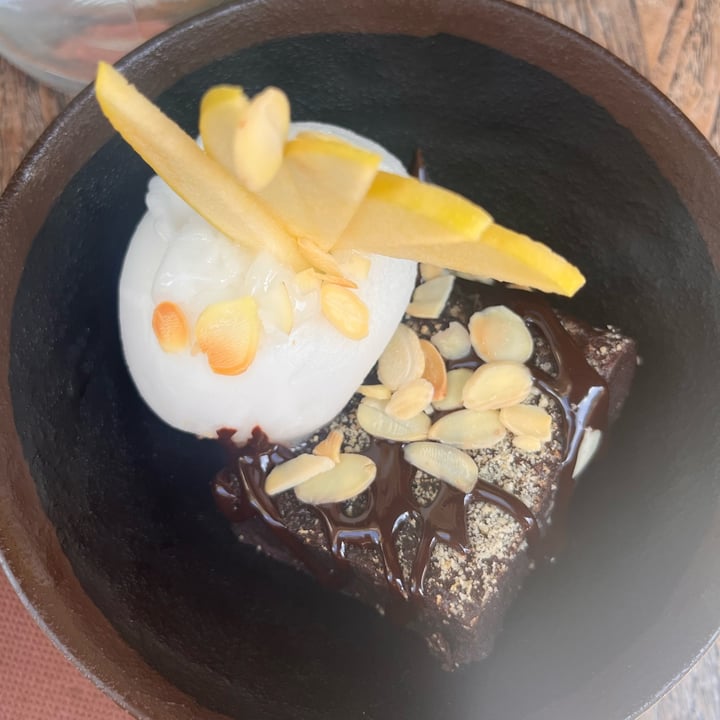 photo of Le Grenier de Notre-Dame Brownie Vegan shared by @cate111 on  10 Aug 2023 - review
