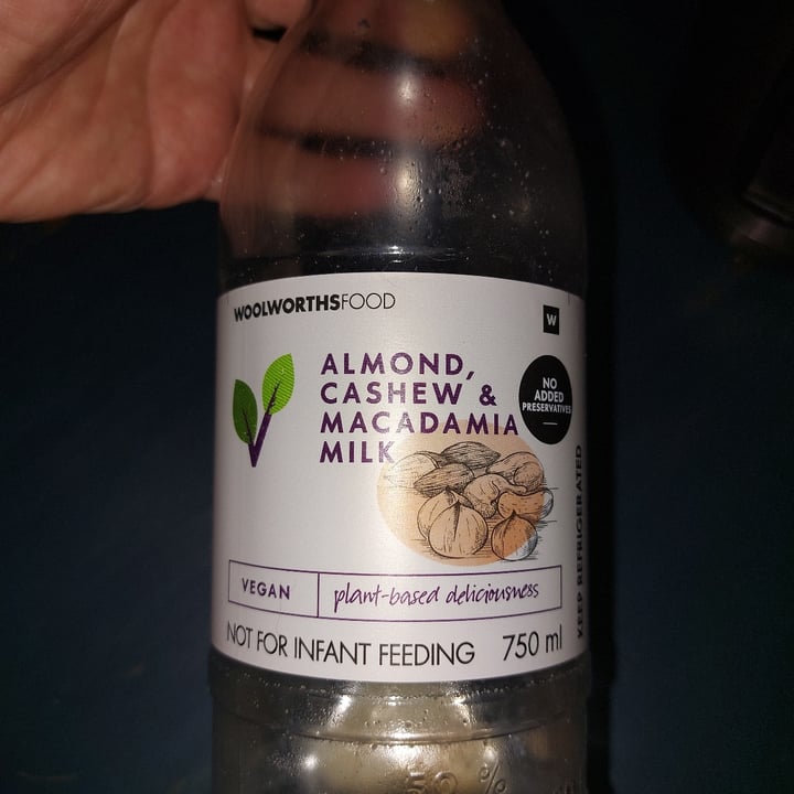 photo of Woolworths Food Almond cashew & macadamia milk shared by @ecobunny on  24 Feb 2023 - review