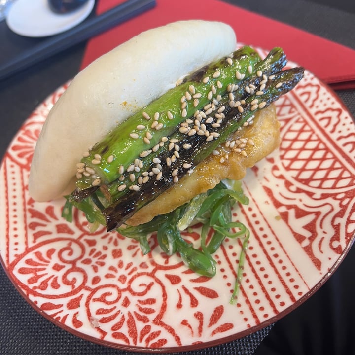 photo of Mama-ya Ramen Bao con Verdure shared by @sidwuh on  20 May 2023 - review