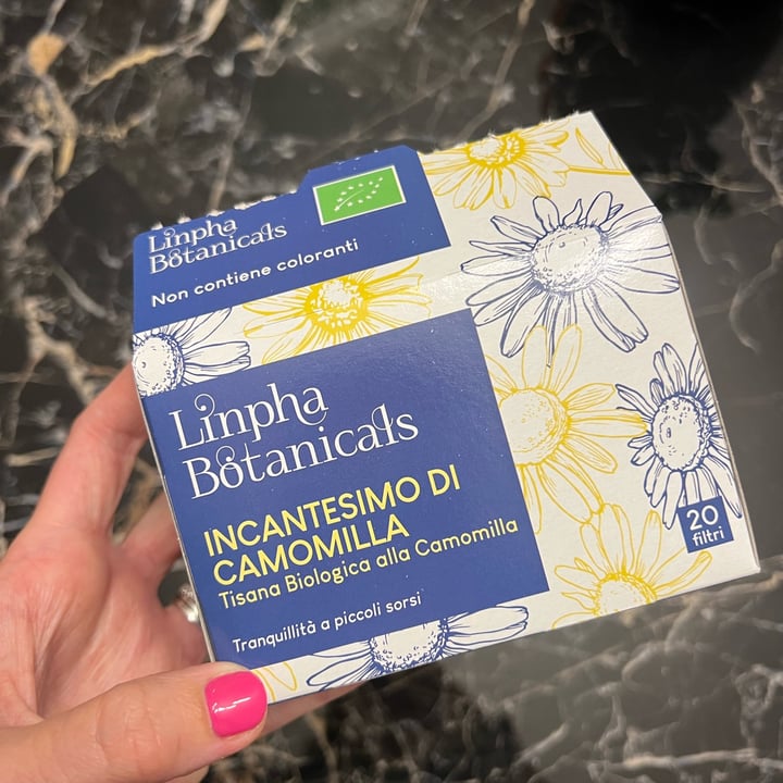 photo of Linpha botanicals incantesimo di camomilla shared by @elisacanella93 on  08 Jun 2023 - review
