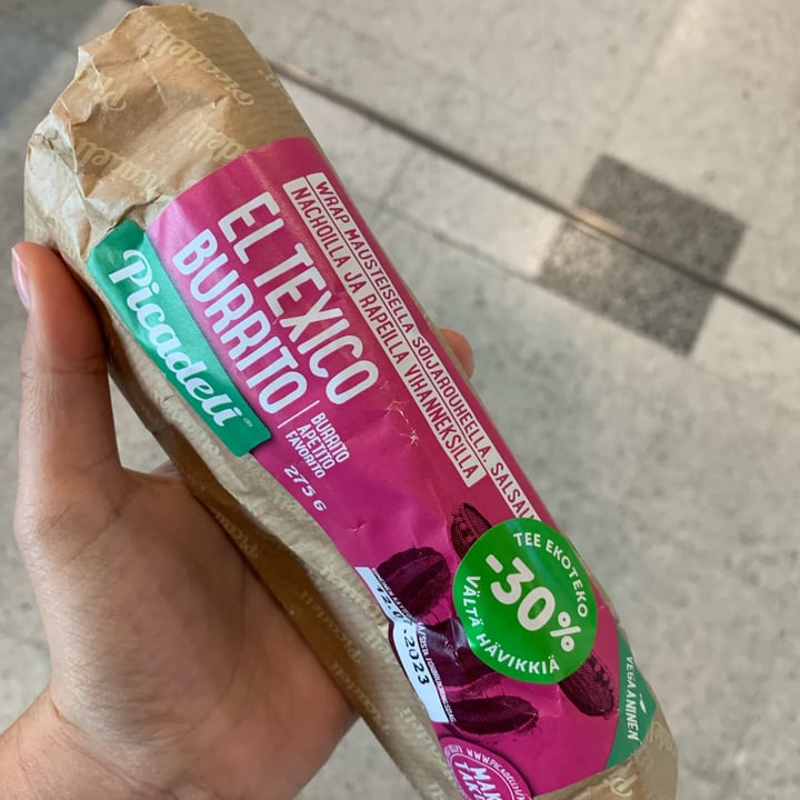 photo of Picadeli El texico burrito shared by @bearestelli on  10 Jul 2023 - review