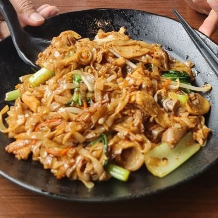 photo of Leaf Corner Penang Char Kway Teow shared by @g0h on  27 Feb 2023 - review