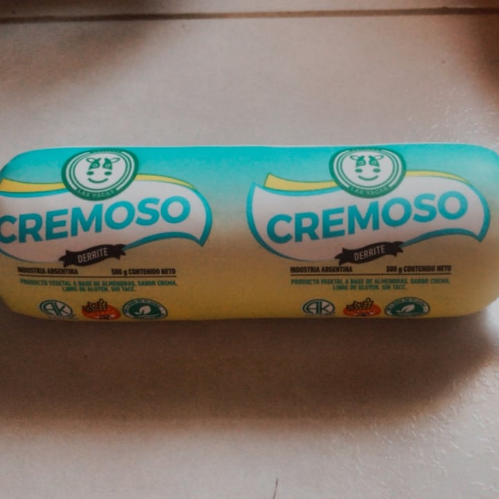 photo of Felices Las Vacas Queso Cremoso en Cilindro shared by @adriluna on  24 Mar 2023 - review