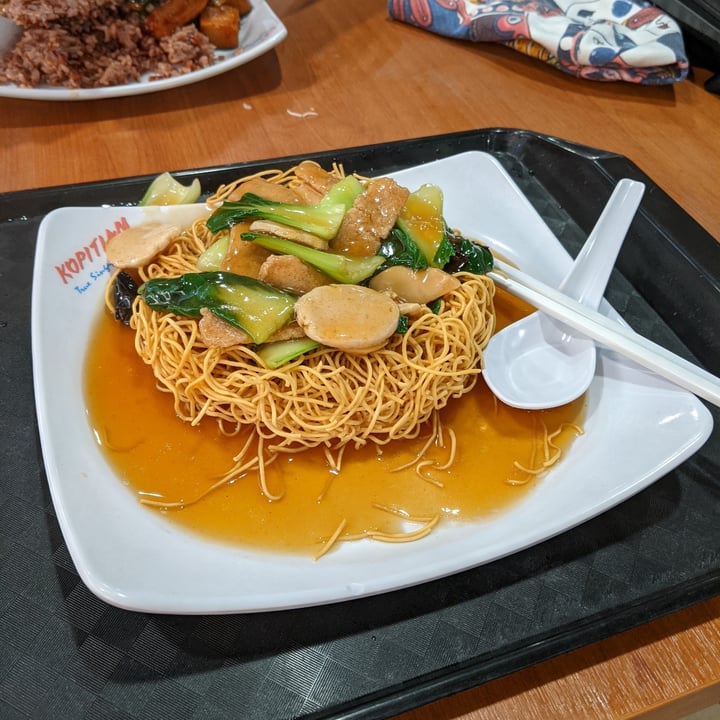 photo of eVeg Vegetarian Crispy Noodle shared by @dafnelately on  01 Mar 2023 - review