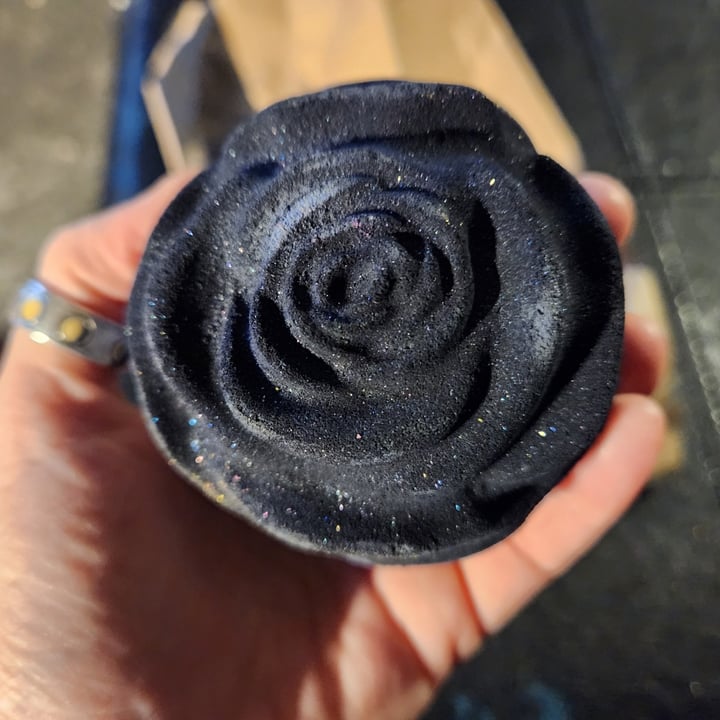 LUSH Fresh Handmade Cosmetics Black Rose Bath Bomb Review abillion