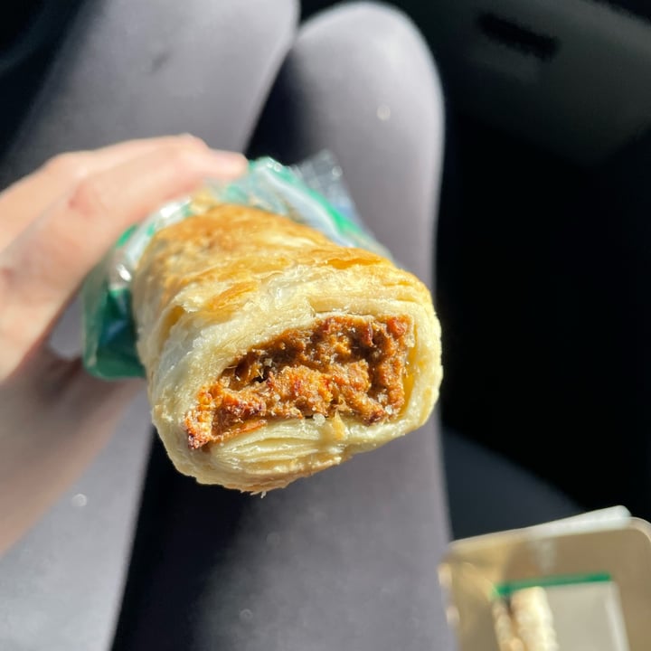 photo of 7-Eleven Plant Based No-Sausage Roll shared by @veggi-bella on  08 Apr 2023 - review