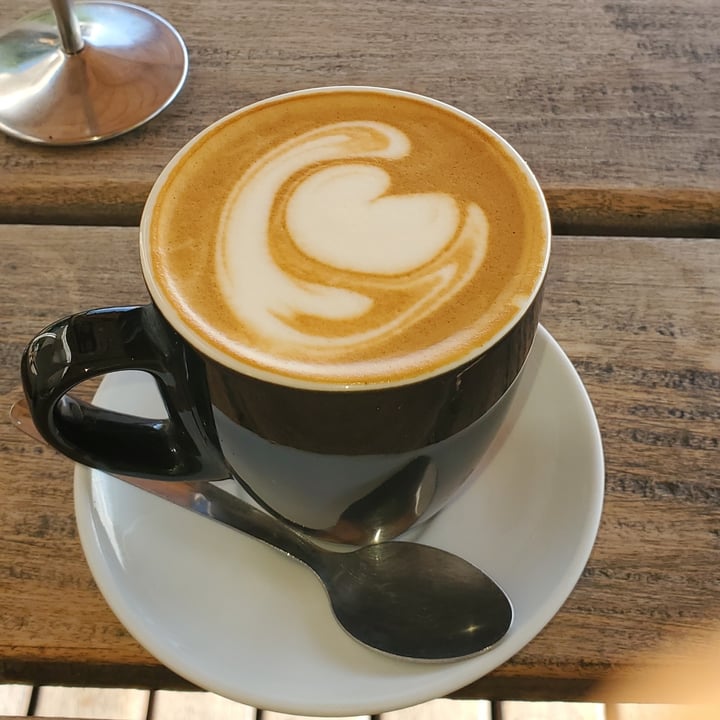 photo of Breakwater Cafe Soy milk latte shared by @shakaragoddess on  19 Apr 2023 - review
