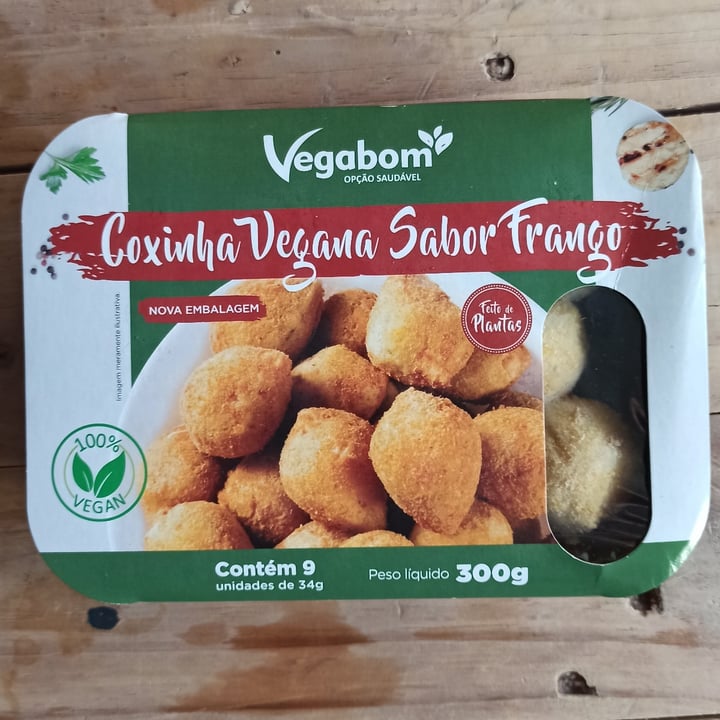 photo of Vegabom coxinha vegana sabor frango shared by @pamsmundo on  24 May 2023 - review