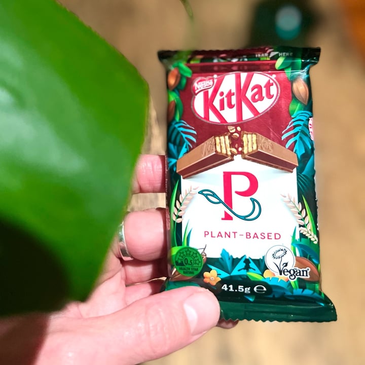 photo of Nestlé Kitkat Vegan shared by @lancepattison on  12 Jul 2023 - review