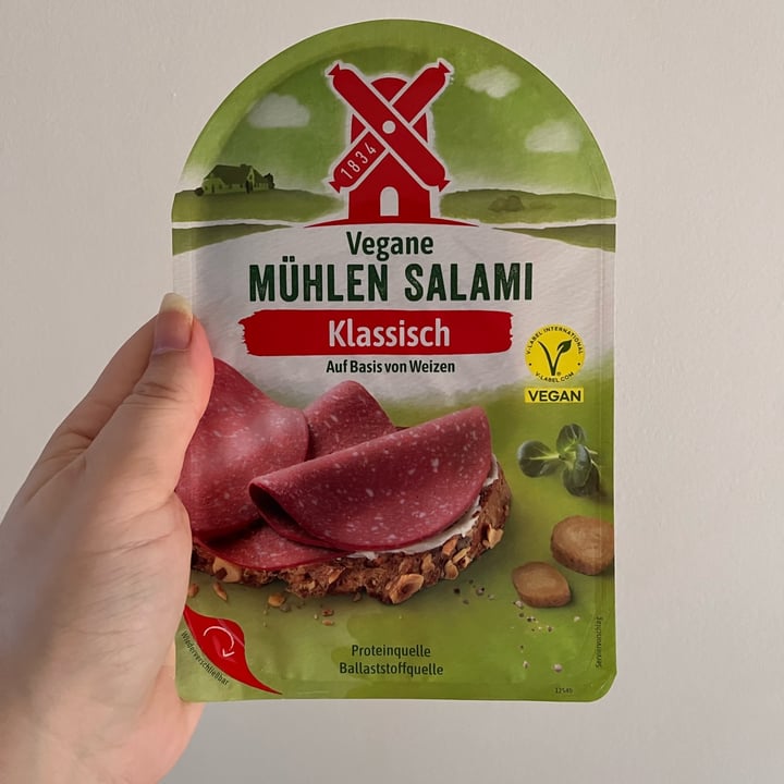 photo of Rügenwalder Mühle Vegane Mühlen Salami shared by @vanedn on  30 Jul 2023 - review
