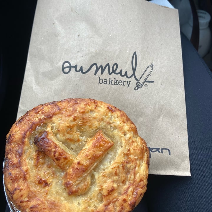 photo of Ou Meul Riversdale Vegan Pie shared by @chello95 on  11 Jul 2023 - review
