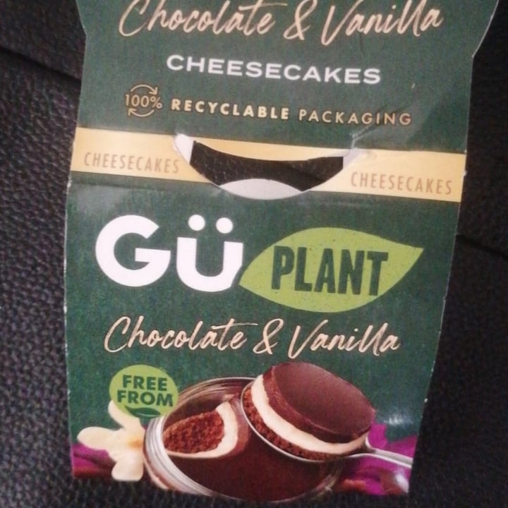photo of Gü Free From chocolate and vanilla cheesecakes shared by @mariencd on  04 Jun 2023 - review