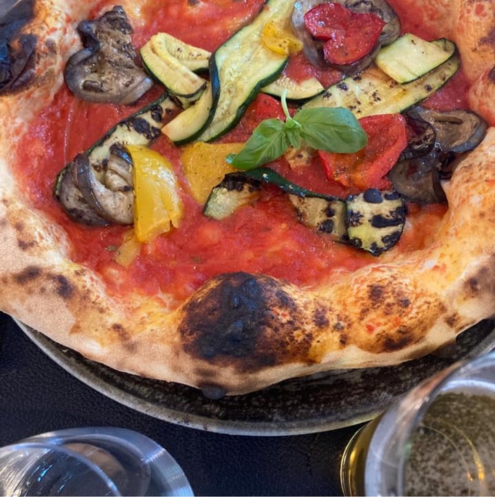 photo of Cartapaglia Pizza & Gin Pizza Vegetariana shared by @dero666 on  02 Jun 2023 - review