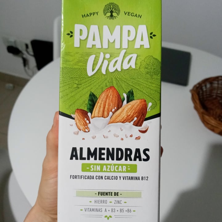 photo of Pampa Vida Leche de Almendras Sin Azúcar shared by @tammygomez on  06 Mar 2023 - review