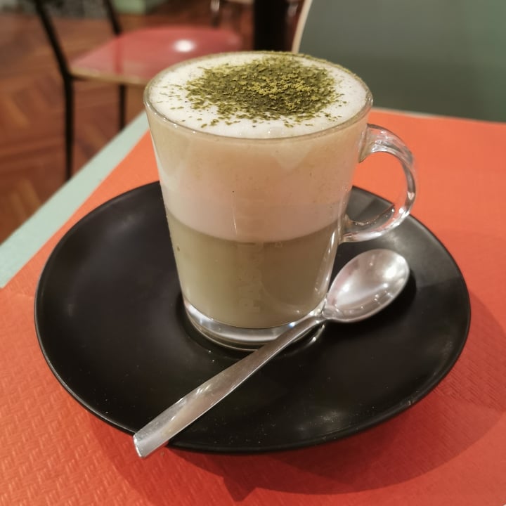 photo of Sweet Irene cappuccino matcha shared by @posataverde on  06 Jan 2023 - review