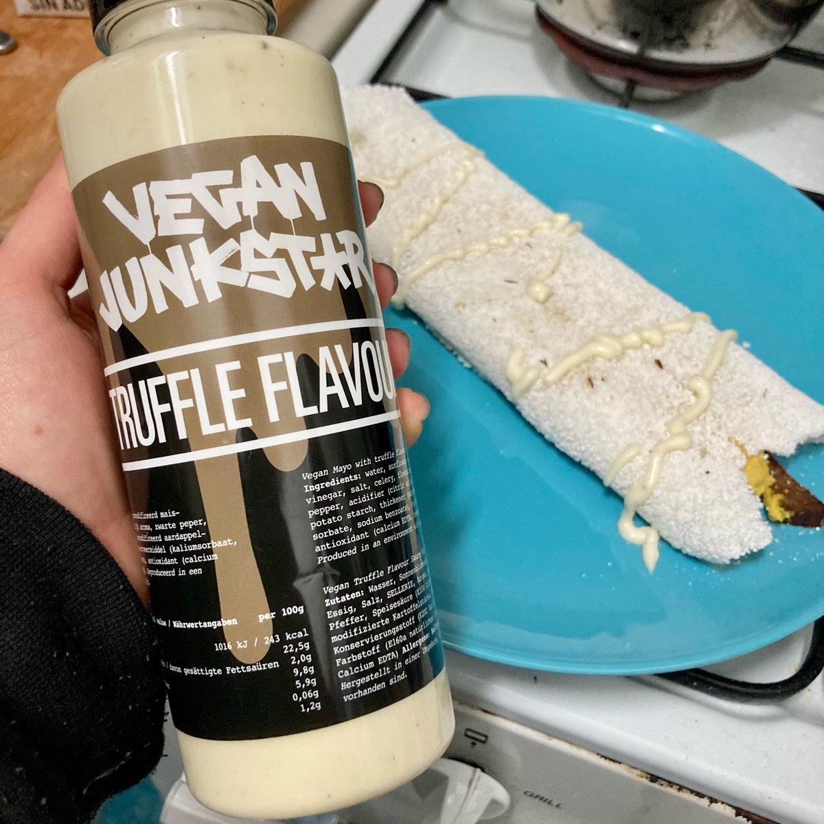 Vegan Junkstar Truffle Flavoured Sauce Reviews abillion