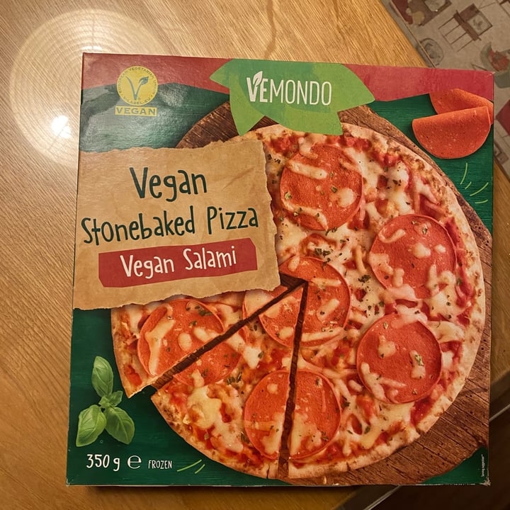 photo of Vemondo Stonebaked pizza salami style shared by @arjolla on  08 Jan 2023 - review