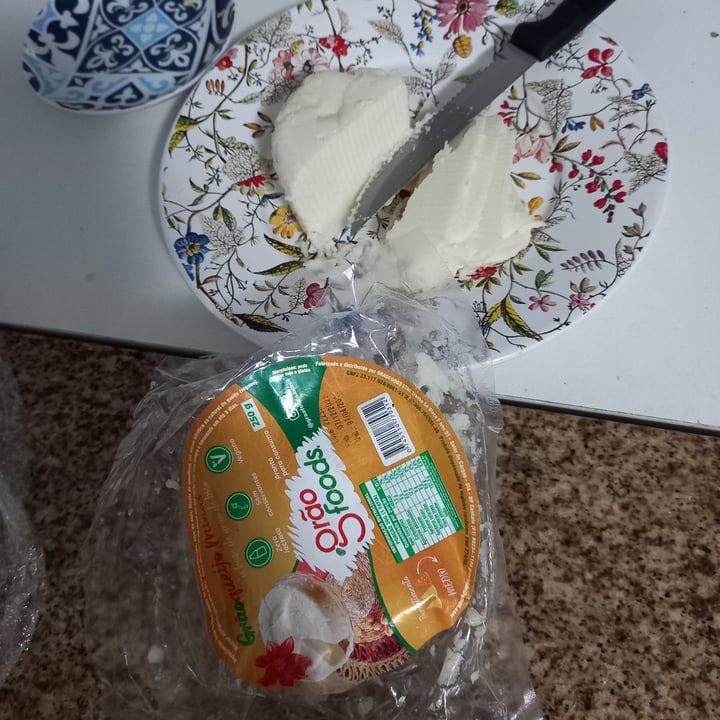 photo of Grão foods queijo grao de bico shared by @danimarques on  08 Jan 2023 - review